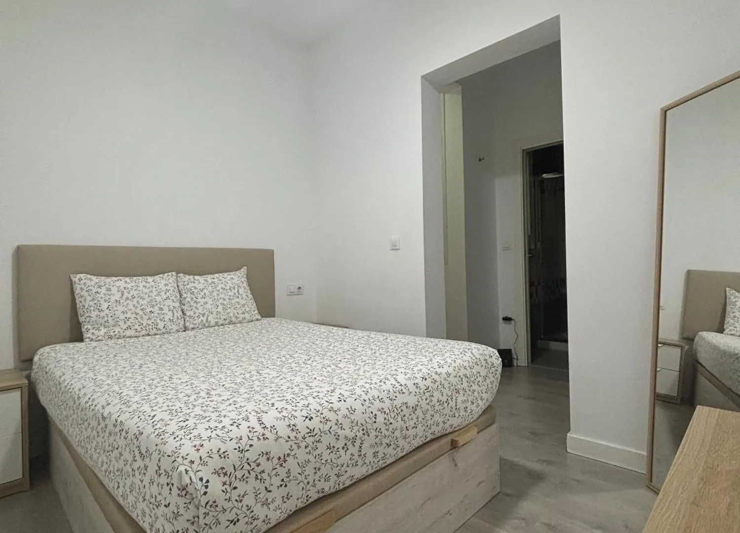 Coqueto Apartamento En El Centro De Cádiz Spanien