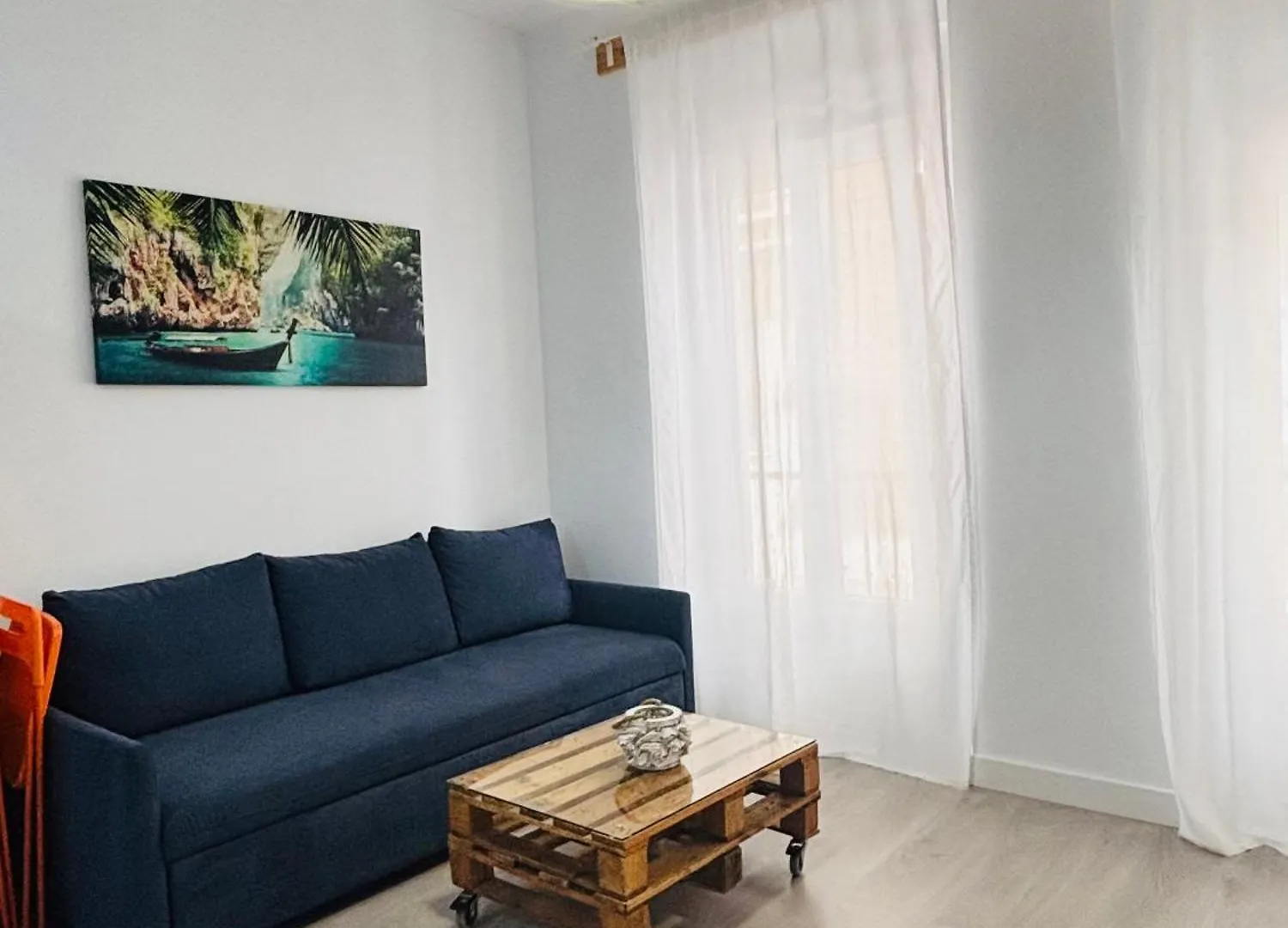 Coqueto Apartamento En El Centro De Cádiz