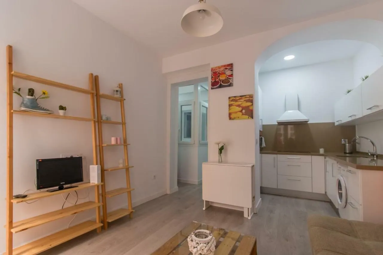 Coqueto Apartamento En El Centro De Cádiz