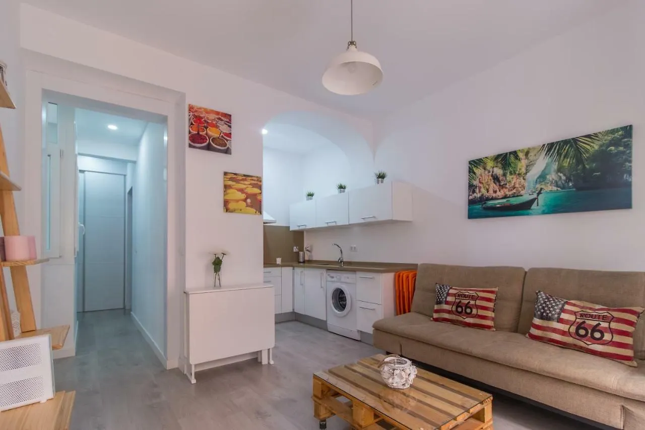 Coqueto Apartamento En El Centro De Cádiz
